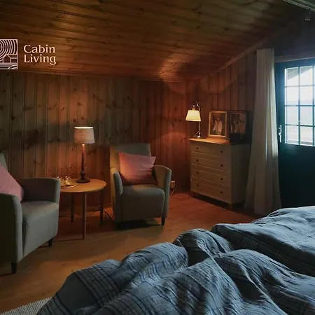 Σπίτι διακοπών Large At Nesfjellet With Lovely View, Inddor Jacuzzi & Sauna