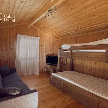 Σπίτι διακοπών Large At Nesfjellet With Lovely View, Inddor Jacuzzi & Sauna