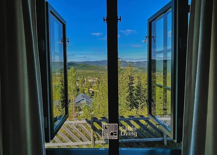 Large At Nesfjellet With Lovely View, Inddor Jacuzzi & Sauna نيسبين