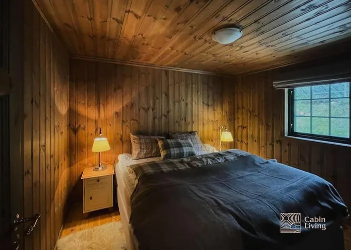 بيت للعطل Large At Nesfjellet With Lovely View, Inddor Jacuzzi & Sauna