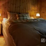 Large At Nesfjellet With Lovely View, Inddor Jacuzzi & Sauna Дом отдыха Несбиен